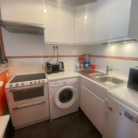 Apartment A Avec Vue Mer, Acces Direct Et Parking Securise - Fr-1-374-217