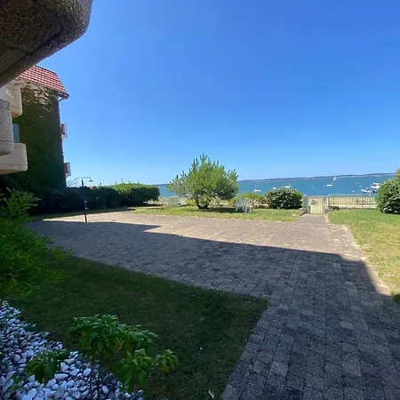 Apartment A Avec Vue Mer, Acces Direct Et Parking Securise - Fr-1-374-217