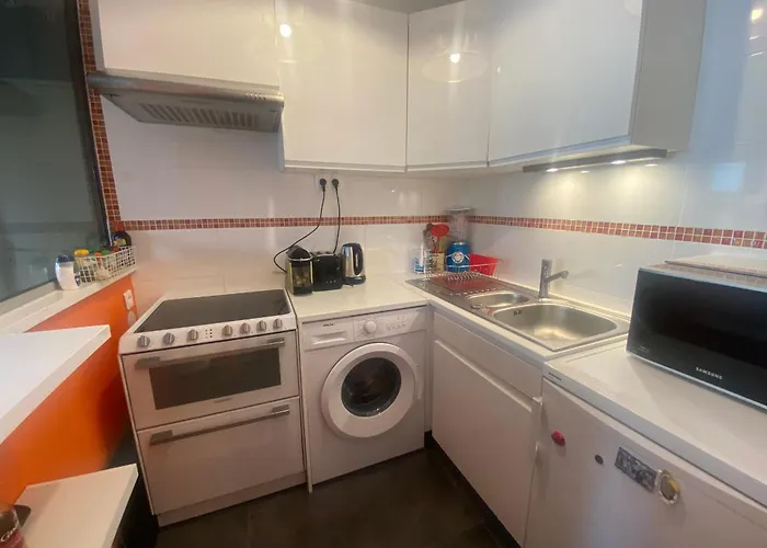 Apartment A Avec Vue Mer, Acces Direct Et Parking Securise - Fr-1-374-217